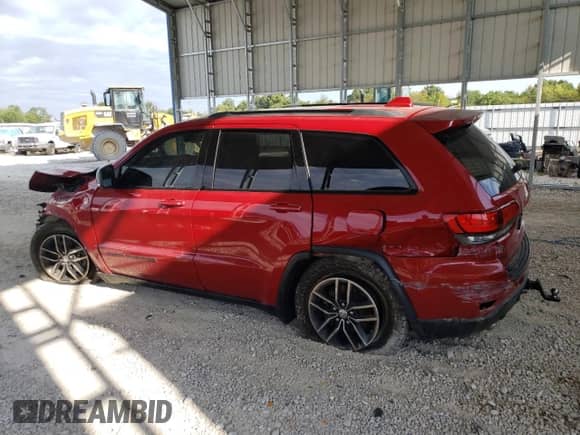 2018 Jeep Grand Cherokee Trailhawk with VIN 1C4RJFLG2JC328391, listed as a Copart auction lot 71808365 with 181,161 mi miles and Salvage title. Bid and sale history available at DreamBid. Image 2.