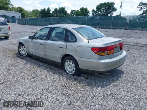 2000 Saturn LS with VIN 1G8JU52F0YY681274, listed as a IAAI auction lot 42547954 with 172,210 mi miles and . Bid and sale history available at DreamBid. Image 3.