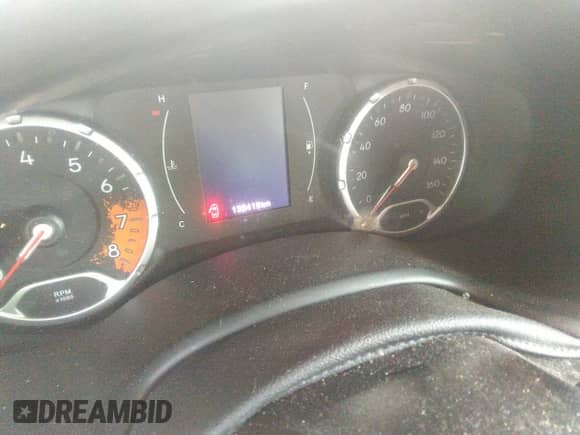 2018 Jeep Renegade Latitude with VIN ZACCJABB7JPH92304, listed as a IAAI auction lot 41890310 with 138,419 mi miles and . Bid and sale history available at DreamBid. Image 7.