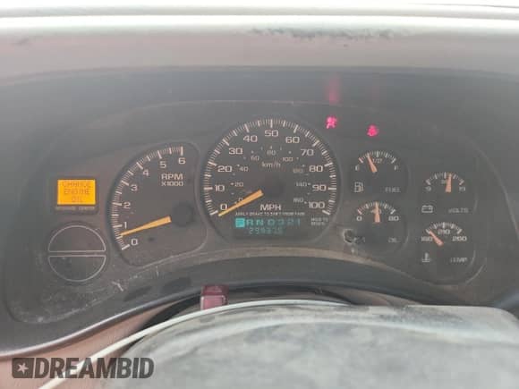 1999 Chevrolet Silverado 1500 LS with VIN 2GCEK19T1X1290279, listed as a Copart auction lot 81152175 with 298,379 mi miles and Salvage title. Bid and sale history available at DreamBid. Image 9.