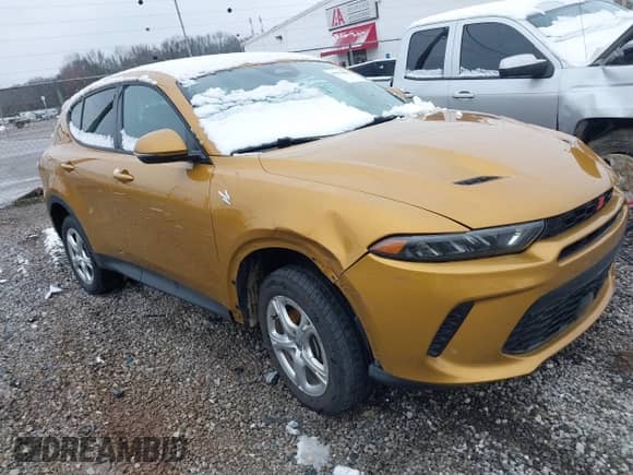 2024 Dodge Hornet GT with VIN ZACNDFAN4R3A13064, listed as a IAAI auction lot 41570863 with 34,558 mi miles and . Bid and sale history available at DreamBid. Image 1.