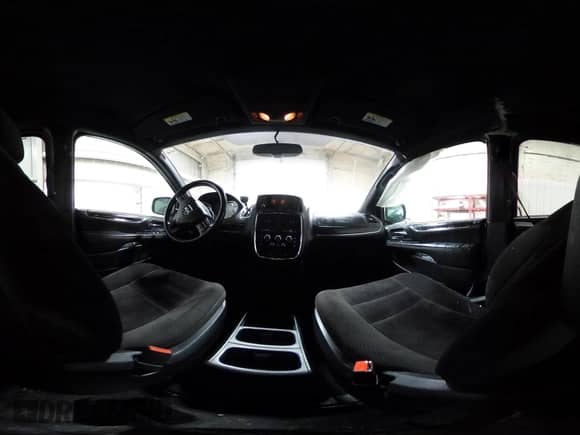 2018 Dodge Grand Caravan SE Plus with VIN 2C4RDGBG4JR220411, listed as a IAAI auction lot 41280371 with 144,766 mi miles and . Bid and sale history available at DreamBid. Image 18.