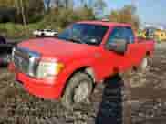 2011 Ford F-150 XL z VIN 1FTEX1EMXBFA56949, wystawiony jako Copart lot #82689215 z przebiegiem 261 159 mil mil oraz Czysty tytuł • Clean title. Historia ofert i sprzedaży dostępna na DreamBid. Obrazek 1.