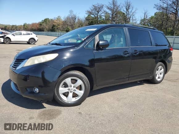 2012 Toyota Sienna LE AAS with VIN 5TDKK3DCXCS230395, listed as a Copart auction lot 80191145 with 169,378 mi miles and Salvage title. Bid and sale history available at DreamBid. Image 1.
