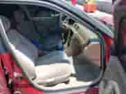 1997 Toyota Camry LE z VIN JT2BF22K9V0077628, wystawiony jako IAAI lot #42770453 z przebiegiem 257 721 mil mil oraz . Historia ofert i sprzedaży dostępna na DreamBid. Obrazek 5.