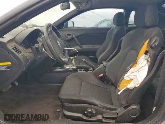 2008 Hyundai Tiburon GS с VIN KMHHM66D98U283776, выставлен на аукционе Copart как лот 51109895 с пробегом 125 095 миль миль и Списание • Salvage title. История ставок и продаж доступна на DreamBid. Изображение 7.