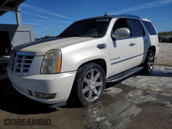 2009 Cadillac Escalade z VIN 1GYFC23249R197459, wystawiony jako Copart lot #49845595 z przebiegiem Nie podano mil oraz Czysty tytuł • Clean title. Historia ofert i sprzedaży dostępna na DreamBid. Obrazek 1.