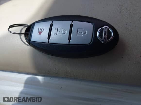 2016 Nissan Murano Platinum with VIN 5N1AZ2MG9GN143924, listed as a IAAI auction lot 42247855 with 180,433 mi miles and . Bid and sale history available at DreamBid. Image 11.