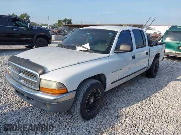 2001 Dodge Dakota Sport with VIN 1B7HL2AN61S297510, listed as a IAAI auction lot 43232339 with 216,879 mi miles and . Bid and sale history available at DreamBid. Image 13.