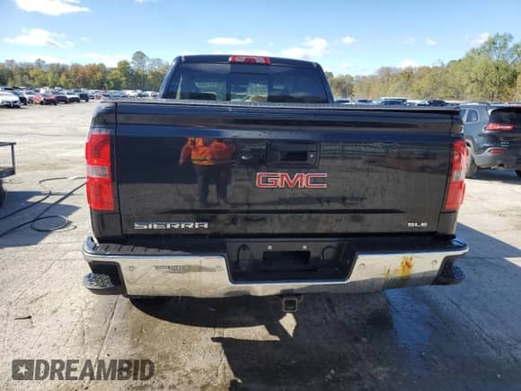 2015 GMC Sierra 1500 SLE with VIN 3GTU2UECXFG103453, listed as a Copart auction lot 86623595 with 160,739 mi miles and Salvage title. Bid and sale history available at DreamBid. Image 6.