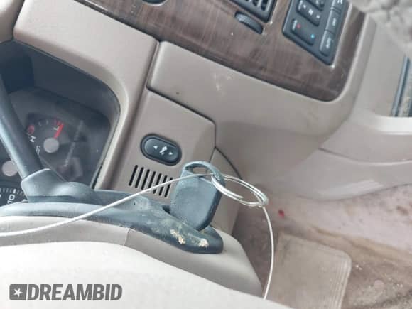 2005 Ford Explorer Eddie Bauer with VIN 1FMDU74K95UA83742, listed as a IAAI auction lot 42061489 with Not provided miles and . Bid and sale history available at DreamBid. Image 11.