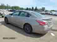 2015 Nissan Altima S z VIN 1N4AL3AP4FN350712, wystawiony jako IAAI lot #42208472 z przebiegiem 70 674 mil mil oraz . Historia ofert i sprzedaży dostępna na DreamBid. Obrazek 3.