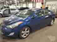 2013 Hyundai Elantra GLS z VIN KMHDH4AE2DU838861, wystawiony jako Copart lot #89492265 z przebiegiem 98 988 mil mil oraz Czysty tytuł • Clean title. Historia ofert i sprzedaży dostępna na DreamBid. Obrazek 1.