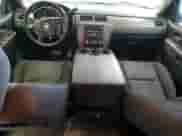 2010 Chevrolet Suburban LS с VIN 1GNUKHE37AR238168, выставлен на аукционе Copart как лот 84649595 с пробегом 236 867 миль миль и Списание • Salvage title. История ставок и продаж доступна на DreamBid. Изображение 8.