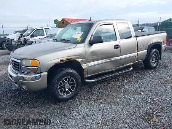 2003 GMC Sierra 1500 SLT with VIN 1GTEK19T73E241984, listed as a IAAI auction lot 42769838 with 273,448 mi miles and . Bid and sale history available at DreamBid. Image 18.