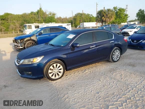 2014 Honda Accord EX-L with VIN 1HGCR3F87EA015356, listed as a IAAI auction lot 41839808 with 266,343 mi miles and . Bid and sale history available at DreamBid. Image 2.