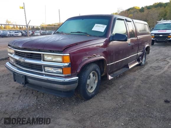 1997 Chevrolet Silverado 1500 с VIN 2GBEC19R4V1106343, выставлен на аукционе IAAI как лот 43557721 с пробегом 220 355 миль миль и . История ставок и продаж доступна на DreamBid. Изображение 2.