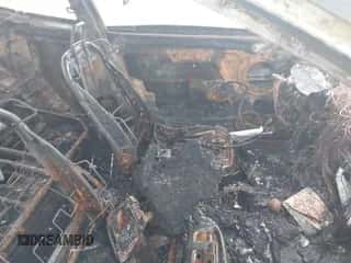 2015 Hyundai Veloster Turbo z VIN KMHTC6AE8FU222719, wystawiony jako IAAI lot #43280698 z przebiegiem Nie podano mil oraz . Historia ofert i sprzedaży dostępna na DreamBid. Obrazek 5.