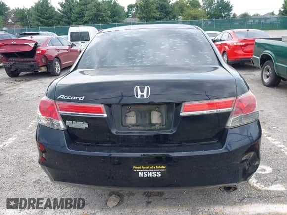 2012 Honda Accord LX с VIN 1HGCP2F36CA103994, выставлен на аукционе IAAI как лот 42880011 с пробегом 177 816 миль миль и . История ставок и продаж доступна на DreamBid. Изображение 16.