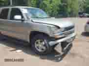 2000 Chevrolet Tahoe LS z VIN 1GNEK13T1YJ107163, wystawiony jako IAAI lot #42535594 z przebiegiem 237 739 mil mil oraz . Historia ofert i sprzedaży dostępna na DreamBid. Obrazek 6.