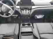 2025 Honda Odyssey Touring z VIN 5FNRL6H83SB036619, wystawiony jako Copart lot #81611685 z przebiegiem Nie podano mil oraz Szkoda całkowita • Salvage title. Historia ofert i sprzedaży dostępna na DreamBid. Obrazek 8.