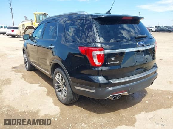 2018 Ford Explorer Platinum с VIN 1FM5K8HTXJGC66174, выставлен на аукционе IAAI как лот 43168793 с пробегом 92 435 миль миль и . История ставок и продаж доступна на DreamBid. Изображение 3.