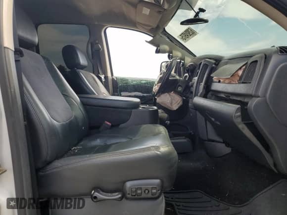 2005 Dodge 3500 SLT с VIN 3D7LS38C65G851199, выставлен на аукционе Copart как лот 62924975 с пробегом 172 351 миль миль и Списание • Salvage title. История ставок и продаж доступна на DreamBid. Изображение 7.