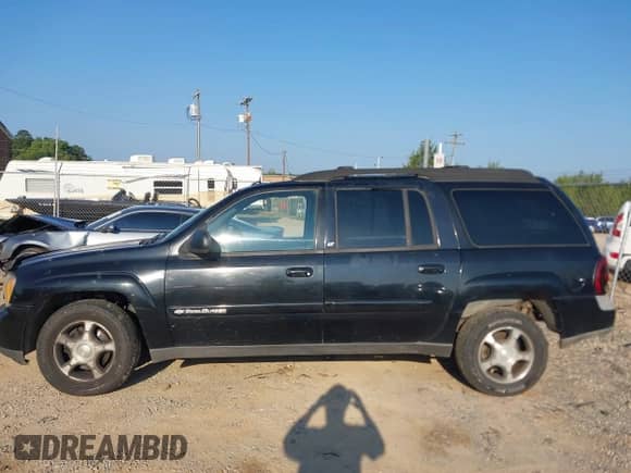 2004 Chevrolet TrailBlazer EXT LS with VIN 1GNET16S546113576, listed as a IAAI auction lot 43019241 with 184,672 mi miles and . Bid and sale history available at DreamBid. Image 14.