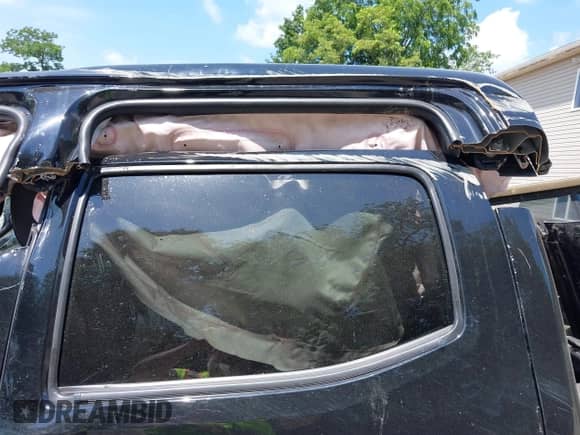 2021 Toyota Tacoma SR5 z VIN 3TYDZ5BN1MT002778, wystawiony jako IAAI lot #42591088 z przebiegiem Nie podano mil oraz . Historia ofert i sprzedaży dostępna na DreamBid. Obrazek 6.