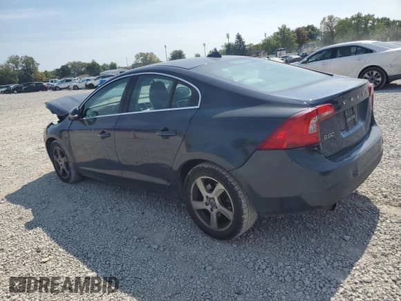 2012 Volvo S60 T5 с VIN YV1622FS9C2121475, выставлен на аукционе Copart как лот 81037755 с пробегом 168 860 миль миль и Списание • Salvage title. История ставок и продаж доступна на DreamBid. Изображение 2.