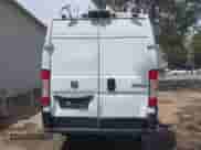 2023 Ram ProMaster Cargo z VIN 3C6MRVJG7PE536680, wystawiony jako IAAI lot #42044422 z przebiegiem 43 424 mil mil oraz . Historia ofert i sprzedaży dostępna na DreamBid. Obrazek 15.