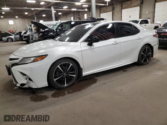 2018 Toyota Camry XSE с VIN 4T1BZ1HK1JU013341, выставлен на аукционе Copart как лот 86468635 с пробегом 126 792 миль миль и Списание • Salvage title. История ставок и продаж доступна на DreamBid. Изображение 1.