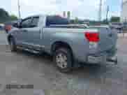 2012 Toyota Tundra z VIN 5TFRU5F14CX027982, wystawiony jako IAAI lot #42369647 z przebiegiem 169 286 mil mil oraz . Historia ofert i sprzedaży dostępna na DreamBid. Obrazek 3.