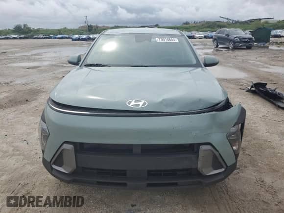 2024 Hyundai Kona SE with VIN KM8HA3AB1RU111157, listed as a Copart auction lot 75010844 with 5,398 mi miles and Non repairable. Bid and sale history available at DreamBid. Image 5.