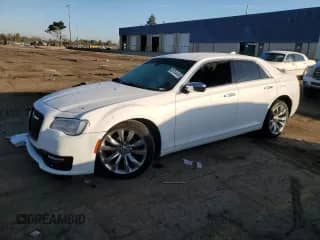 2019 Chrysler 300 Limited с VIN 2C3CCAEG8KH686551, выставлен на аукционе Copart как лот 85754465 с пробегом 98 292 миль миль и Чистый • Clean title. История ставок и продаж доступна на DreamBid. Изображение 1.