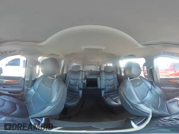 2015 Cadillac Escalade ESV Luxury с VIN 1GYS3SKJ7FR596028, выставлен на аукционе Copart как лот 63660905 с пробегом 178 343 миль миль и Списание • Salvage title. История ставок и продаж доступна на DreamBid. Изображение 15.