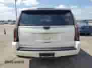 2015 Cadillac Escalade ESV Luxury с VIN 1GYS4SKJ5FR651377, выставлен на аукционе Copart как лот 69732365 с пробегом 178 689 миль миль и Списание • Salvage title. История ставок и продаж доступна на DreamBid. Изображение 6.