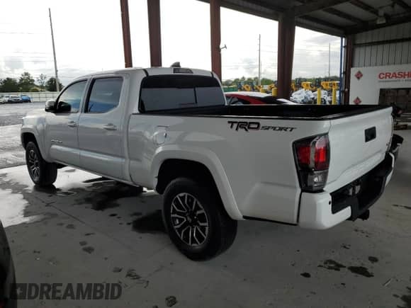 2022 Toyota Tacoma SR5 с VIN 3TMBZ5DN5NM036546, выставлен на аукционе Copart как лот 70096855 с пробегом 25 000 миль миль и Списание • Salvage title. История ставок и продаж доступна на DreamBid. Изображение 2.