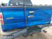 2013 Ford F-150 Lariat z VIN 1FTFW1EF9DFD64304, wystawiony jako IAAI lot #43287528 z przebiegiem 143 714 mil mil oraz . Historia ofert i sprzedaży dostępna na DreamBid. Obrazek 6.