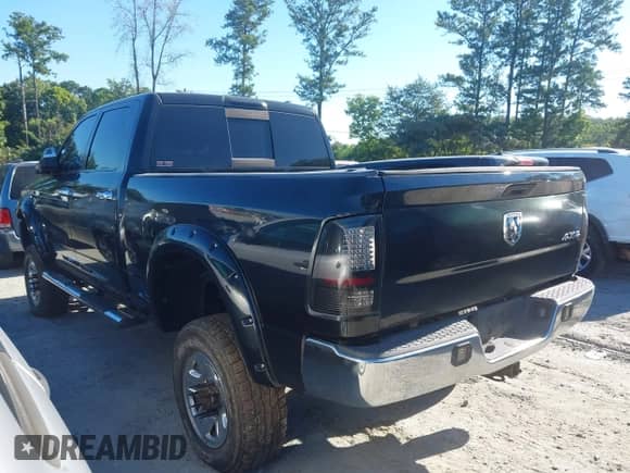 2010 Dodge 2500 ST with VIN 3D7UT2CL0AG115968, listed as a IAAI auction lot 43054277 with 216,205 mi miles and . Bid and sale history available at DreamBid. Image 3.