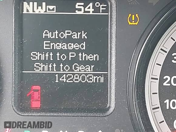 2017 Ram 1500 Tradesman z VIN 1C6RR7FT8HS620139, wystawiony jako IAAI lot #42206586 z przebiegiem 142 803 mil mil oraz . Historia ofert i sprzedaży dostępna na DreamBid. Obrazek 15.