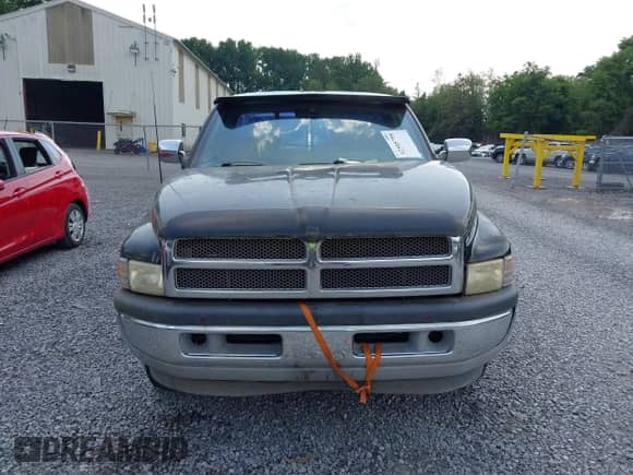 1994 Dodge RAM with VIN 3B7HC16X9RM521491, listed as a IAAI auction lot 42589798 with 292,598 mi miles and . Bid and sale history available at DreamBid. Image 6.