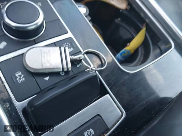 2017 Land Rover Range Rover Sport HSE с VIN SALWR2FV6HA178234, выставлен на аукционе IAAI как лот 43061629 с пробегом 108 722 миль миль и . История ставок и продаж доступна на DreamBid. Изображение 11.