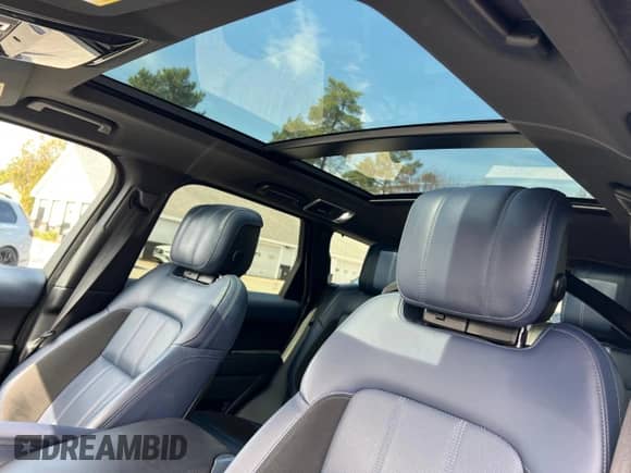 2021 Land Rover Range Rover Sport HSE Dynamic with VIN SALWR2SE7MA770385, listed as a Copart auction lot 53401405 with 128,420 mi miles and Clean title. Bid and sale history available at DreamBid. Image 9.