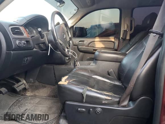 2009 GMC Sierra 1500 with VIN 3GTEC33259G100048, listed as a Copart auction lot 74767884 with 190,190 mi miles and Salvage title. Bid and sale history available at DreamBid. Image 7.