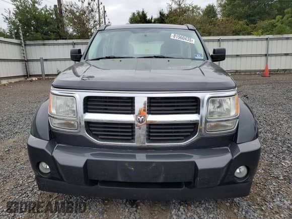 2011 Dodge Nitro SE with VIN 1D4PU2GK0BW515170, listed as a Copart auction lot 81560435 with 145,882 mi miles and Salvage title. Bid and sale history available at DreamBid. Image 5.