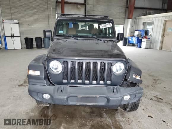 2021 Jeep Wrangler Sport S with VIN 1C4GJXAG6MW621682, listed as a Copart auction lot 67780175 with 32,831 mi miles and Salvage title. Bid and sale history available at DreamBid. Image 5.