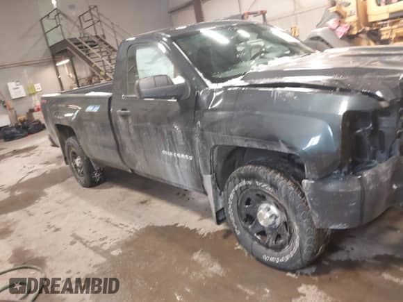 2018 Chevrolet Silverado 1500 LS с VIN 1GCNKNEC9JZ140447, выставлен на аукционе IAAI как лот 41387868 с пробегом 101 112 миль миль и . История ставок и продаж доступна на DreamBid. Изображение 13.