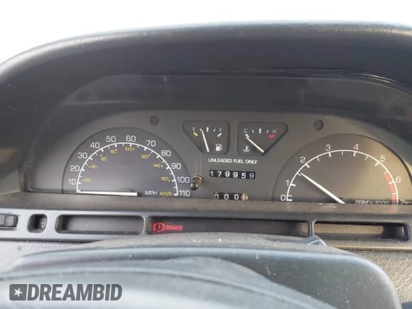 1992 Saturn SL with VIN 1G8ZF5490NZ221879, listed as a IAAI auction lot 43112531 with 179,959 mi miles and . Bid and sale history available at DreamBid. Image 7.