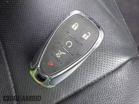 2020 Chevrolet Equinox Premier с VIN 2GNAXNEV9L6282661, выставлен на аукционе IAAI как лот 42536139 с пробегом 122 187 миль миль и . История ставок и продаж доступна на DreamBid. Изображение 11.